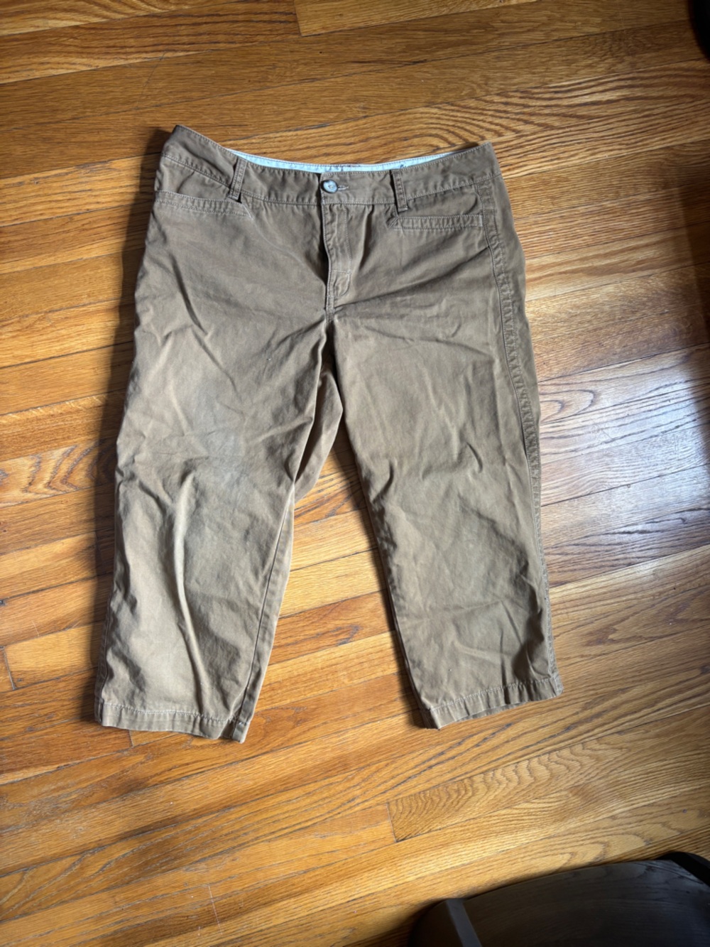 Eddie Bauer Straight-Leg Chinos in Brown